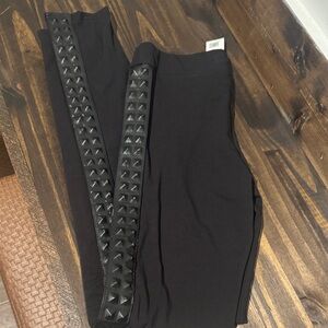 Chic Black Leggings with Studded Side